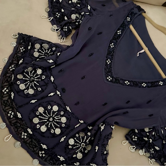 Free People elegant embroidered top - Picture 3 of 15